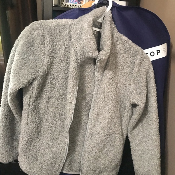 Grey Fuzzy Zipper up Sweater - Picture 5 of 9